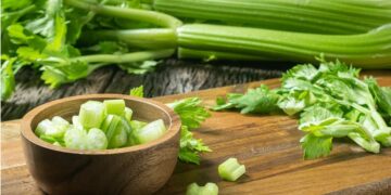 Lợi và hại của cần tây với sức khỏe bạn nhất định phải biết